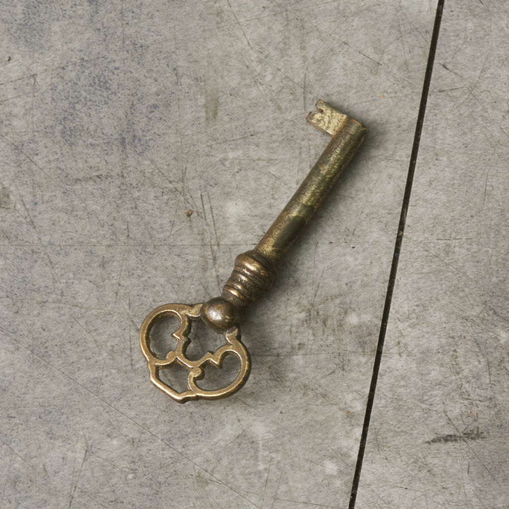 Brittany ジュエリーボックス付きドレッシングチェスト