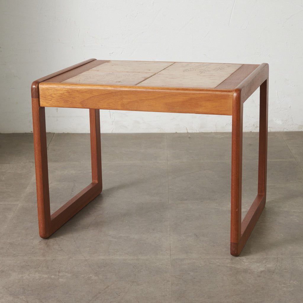 ヴィンテージ タイルトップ ローテーブル