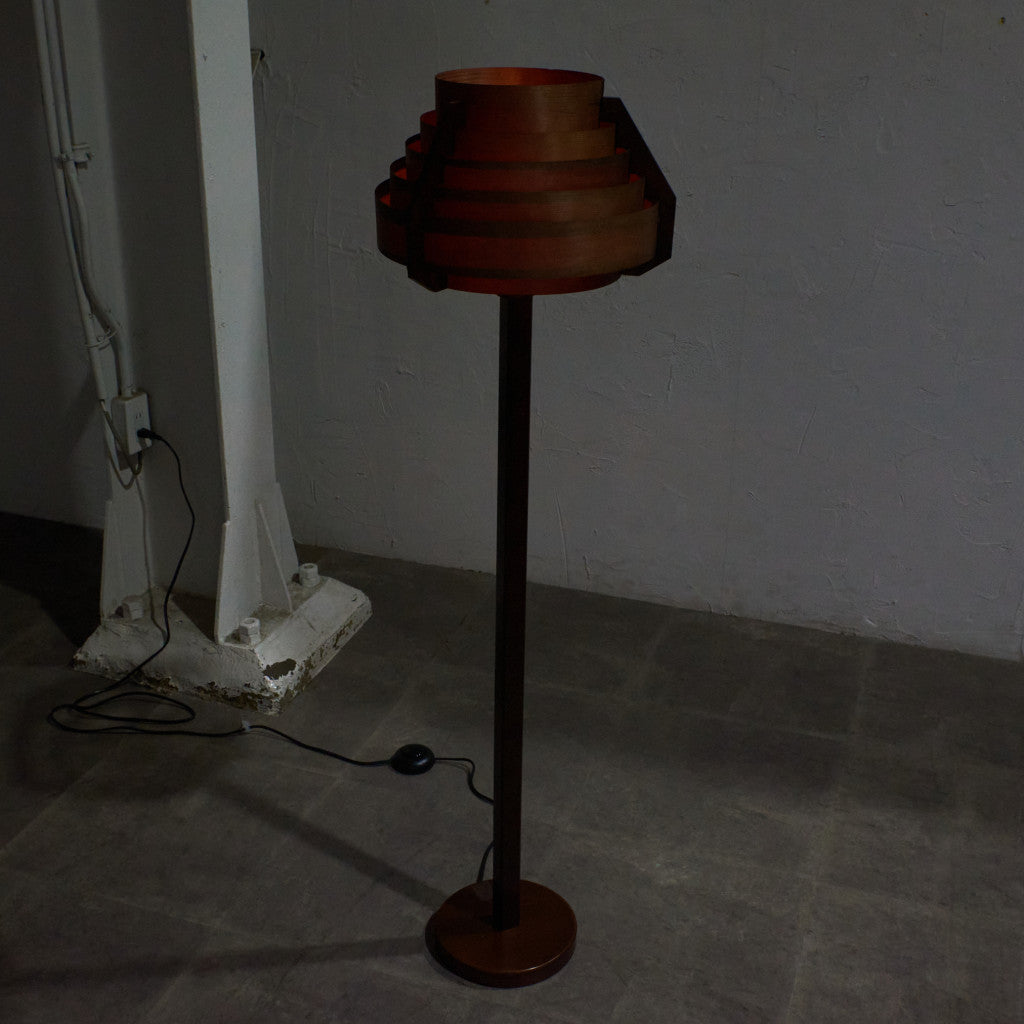 JAKOBSSON LAMP フロアライト