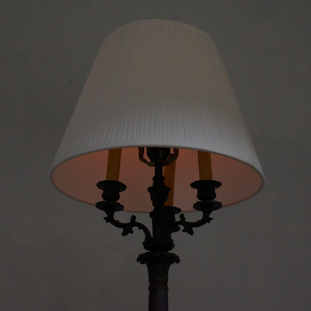 イタリアン クラシック テーブルランプ