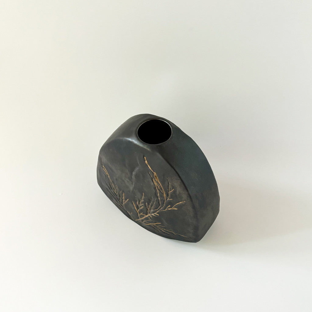 German Art Pottery フラワーベース