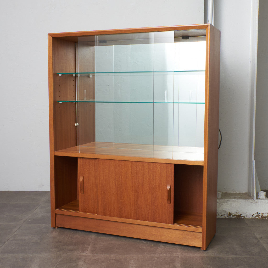 ヴィンテージ ガラスキャビネット