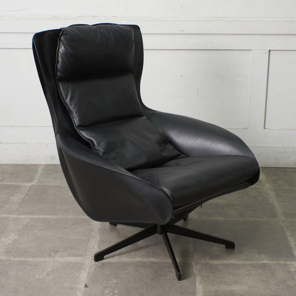 423 CAB ラウンジアームチェア