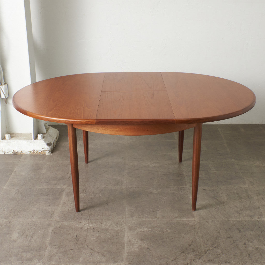 エクステンション ラウンドダイニングテーブル