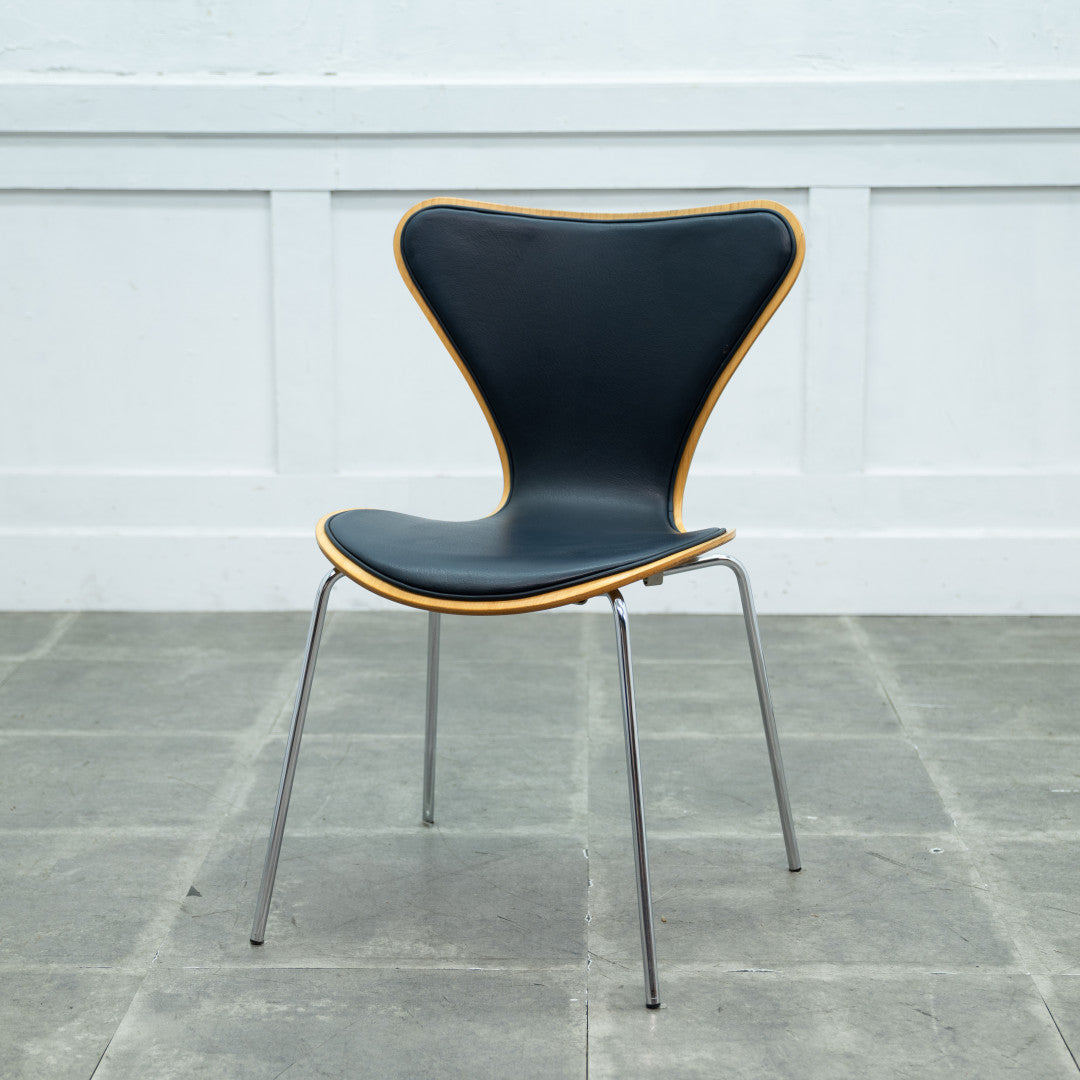 セブンチェア / フロントパディング｜フリッツ・ハンセン Fritz Hansen