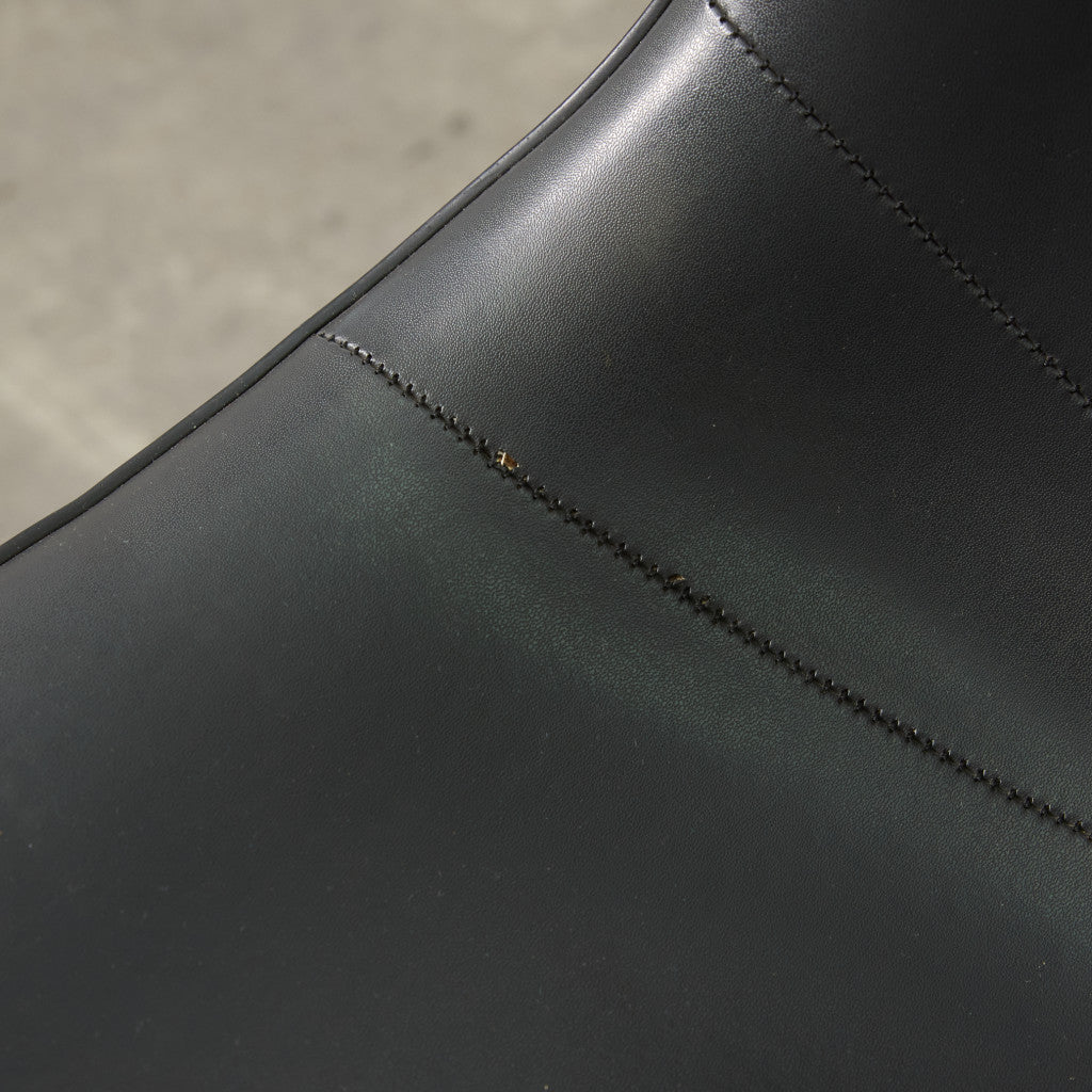 サイドシェルチェア スタッキングベース