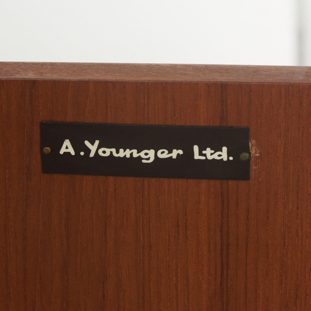 Volany ヴィンテージ サイドボード