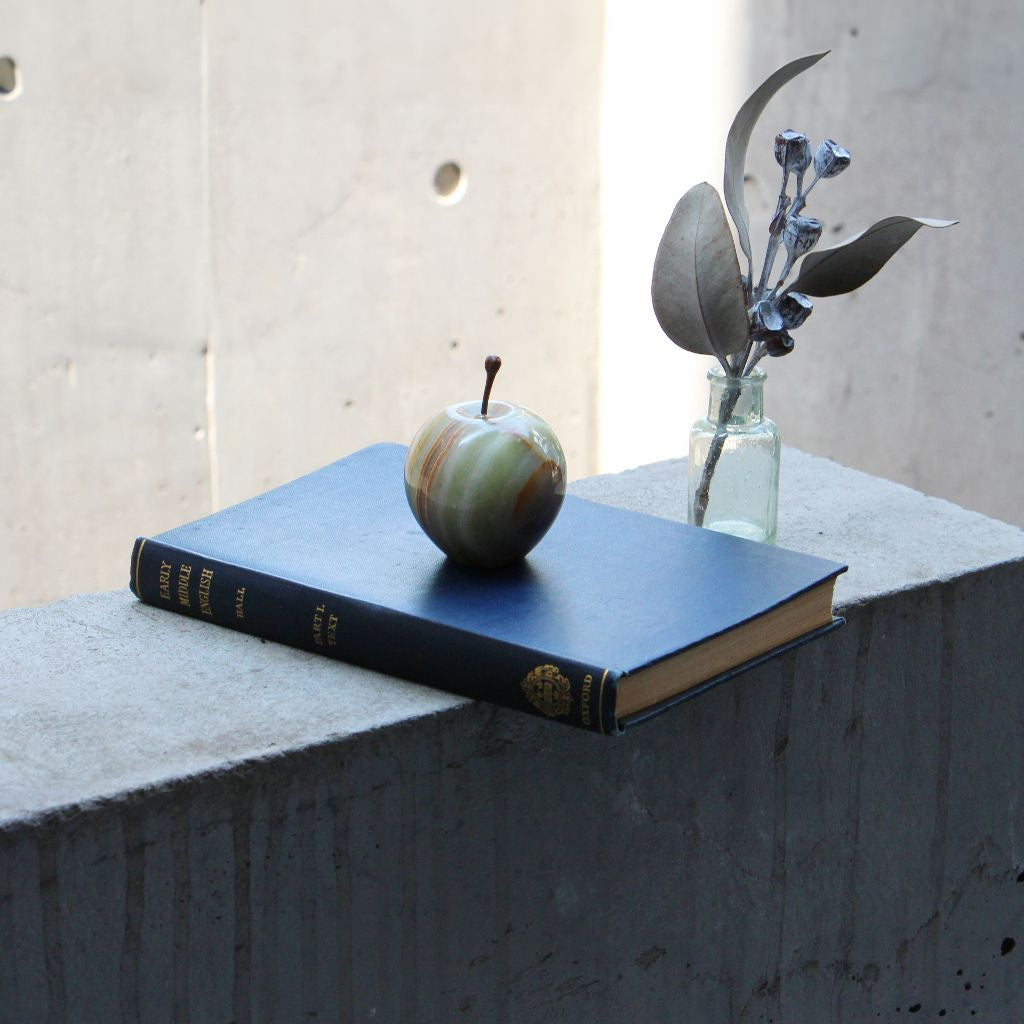 ストーンオブジェ Marble Apple レッド Small