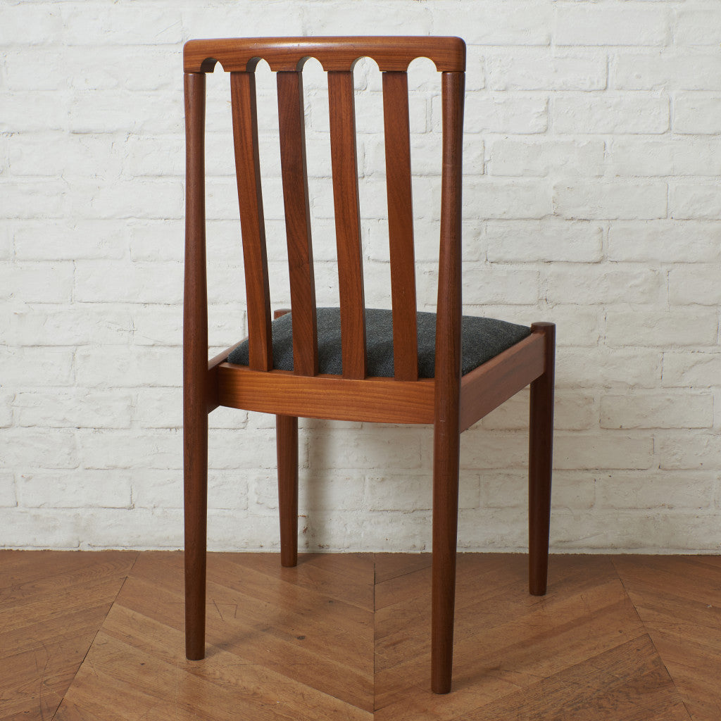 スラットバックチェア/ 張替済