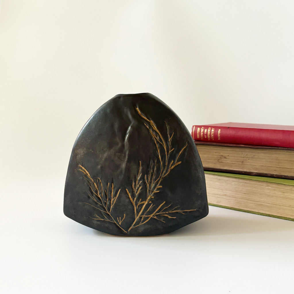 German Art Pottery フラワーベース