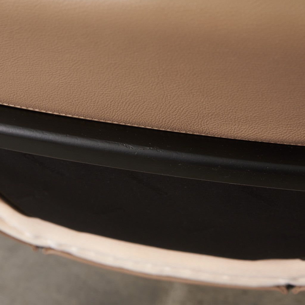 395 P22 ラウンジチェア