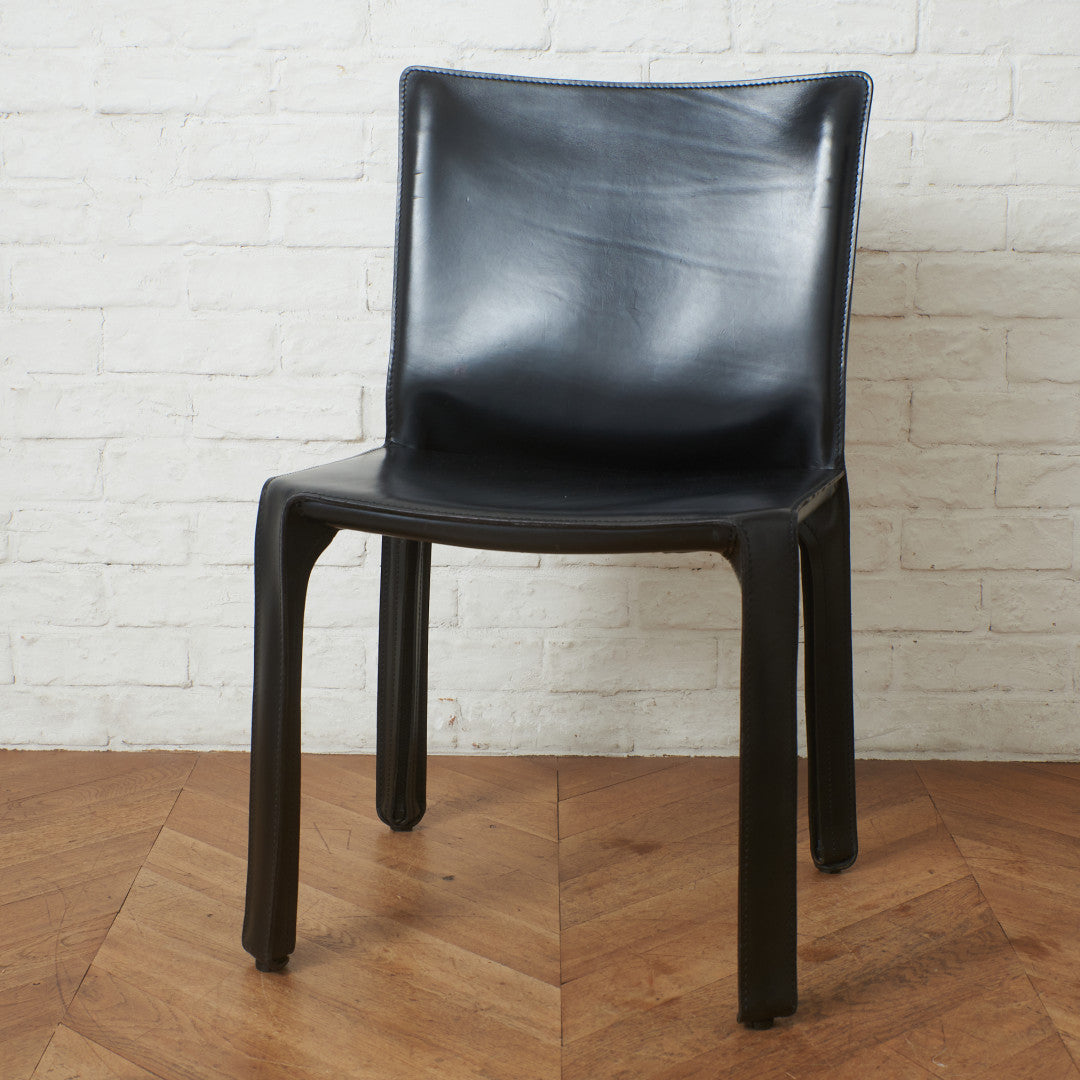 412 CAB アームレスチェア