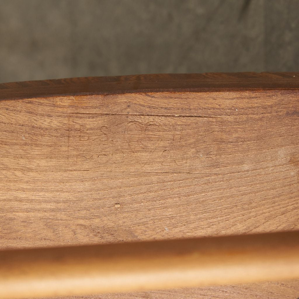 スティックバックチェア