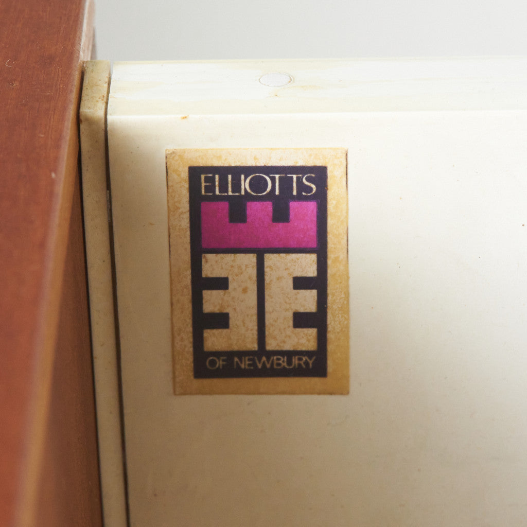 ヴィンテージ サイドボード