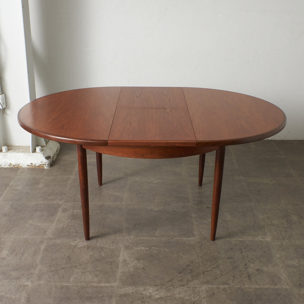 エクステンション ラウンドダイニングテーブル