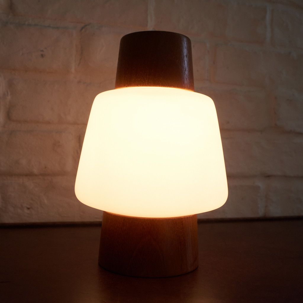 スウェーデンヴィンテージ テーブルランプ