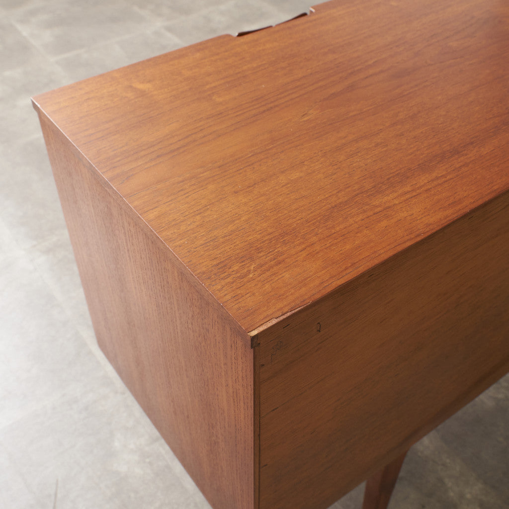 ヴィンテージ サイドボード