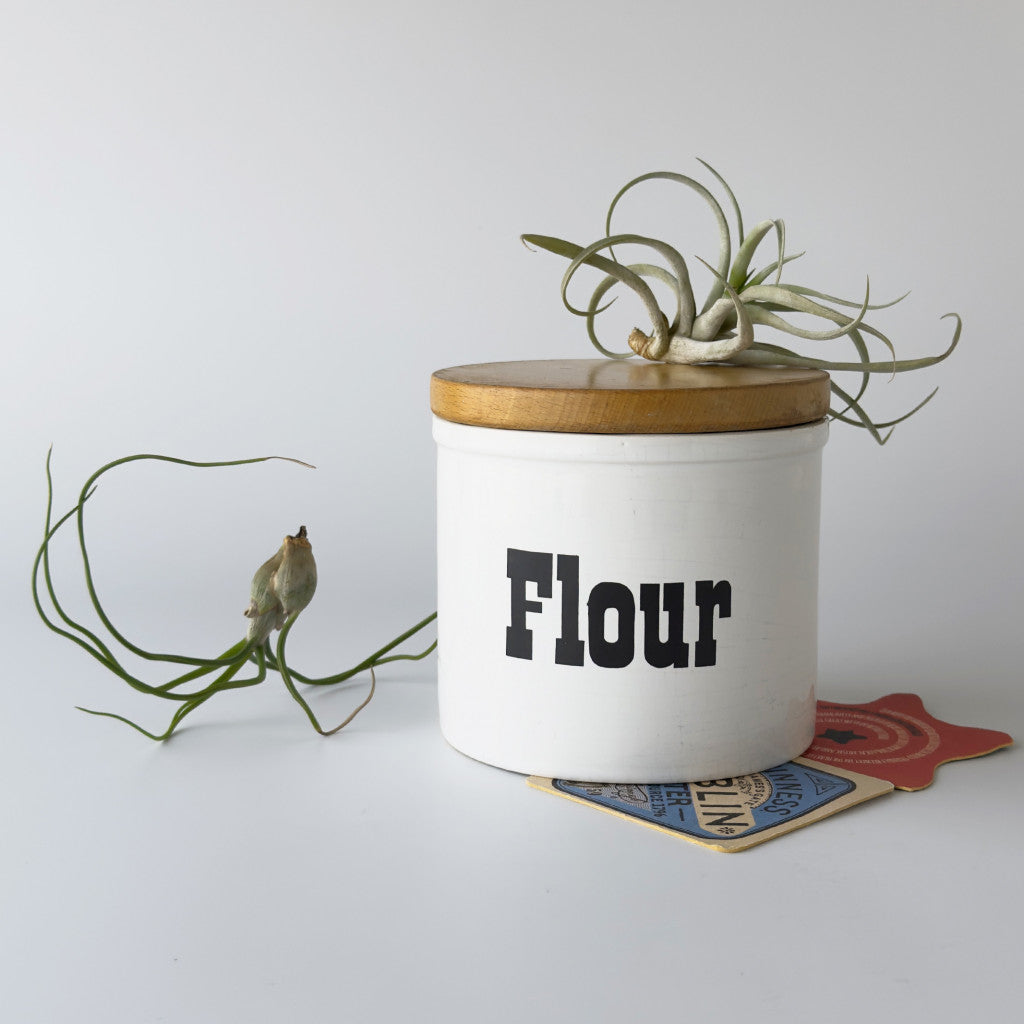 ヴィンテージ キャニスター "Flour"