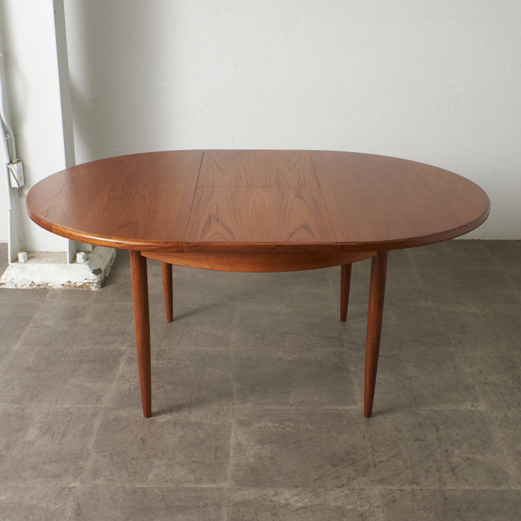 エクステンション ラウンドダイニングテーブル