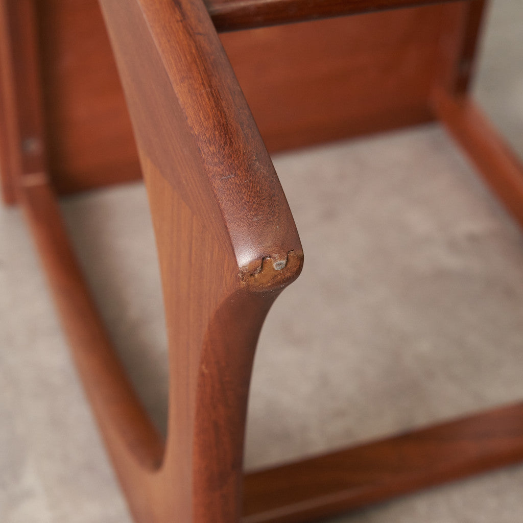 Astro セラミックタイルトップ ネストテーブル (3552D)