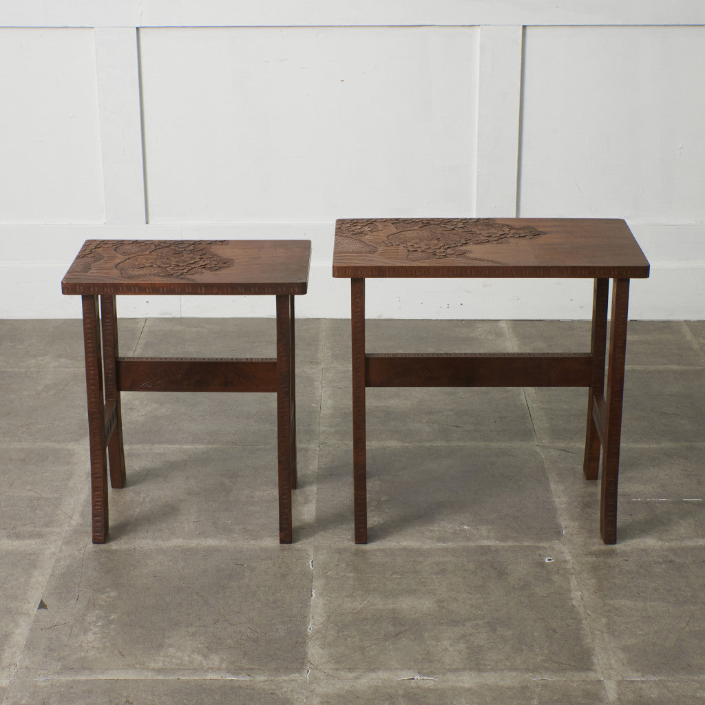 ネストテーブル