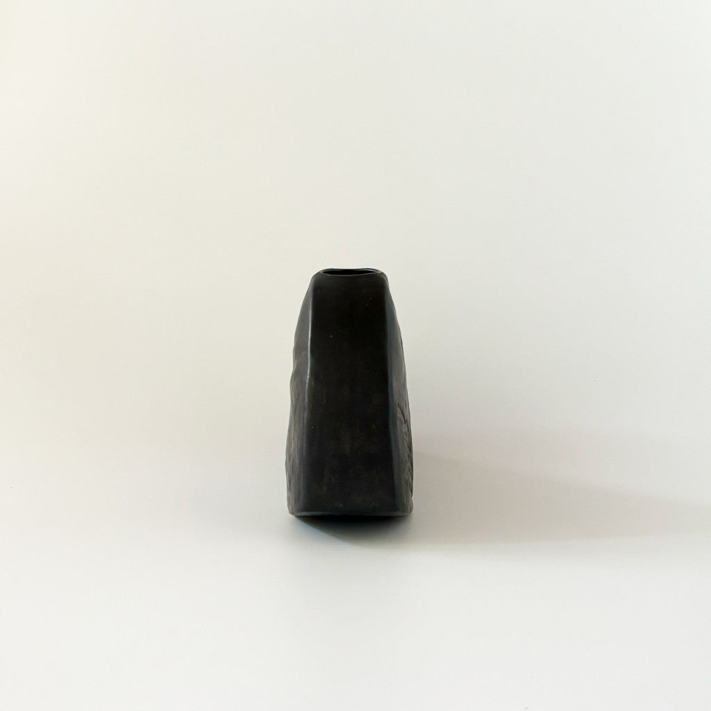 German Art Pottery フラワーベース