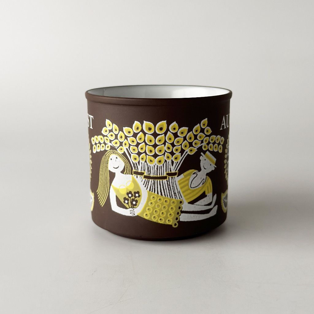 Love mug ラブマグ AUGUST 8月