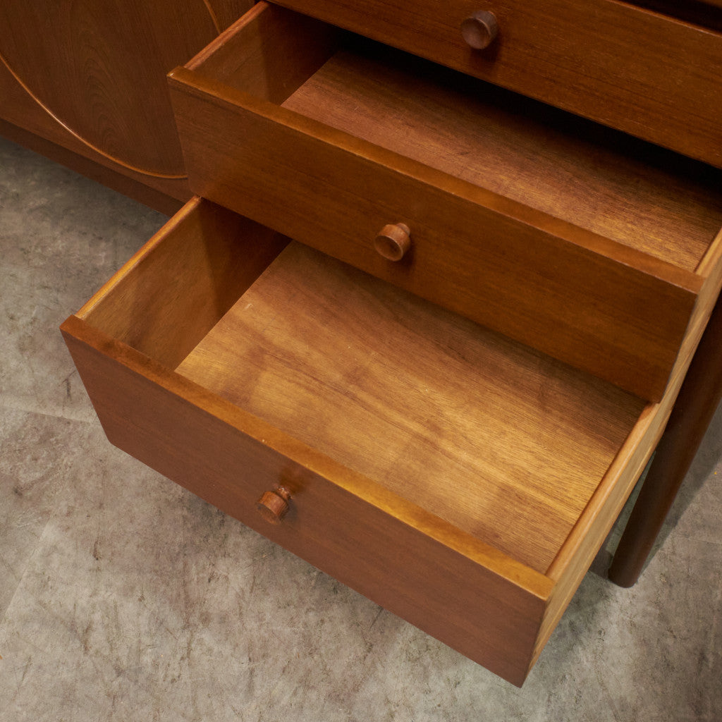 ヴィンテージ サークルサイドボード