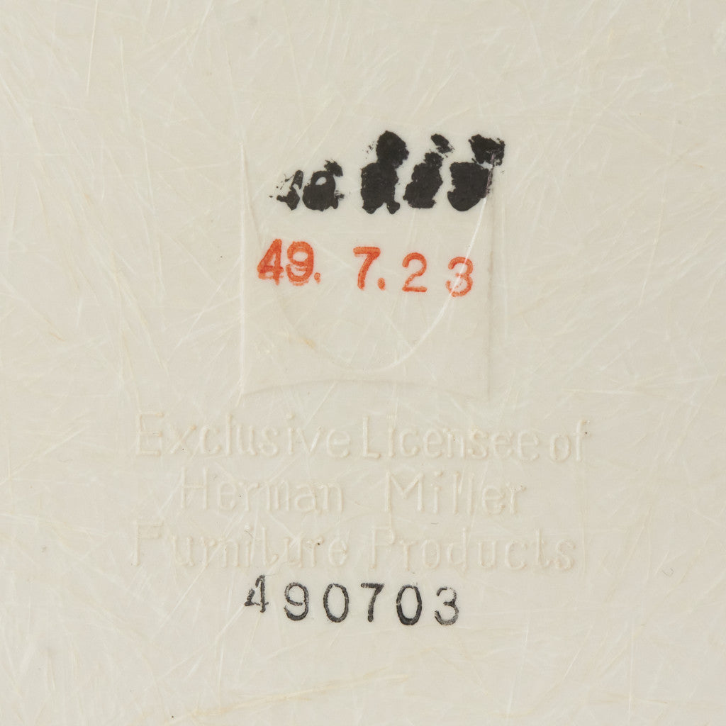 サイドシェルチェア スタッキングベース