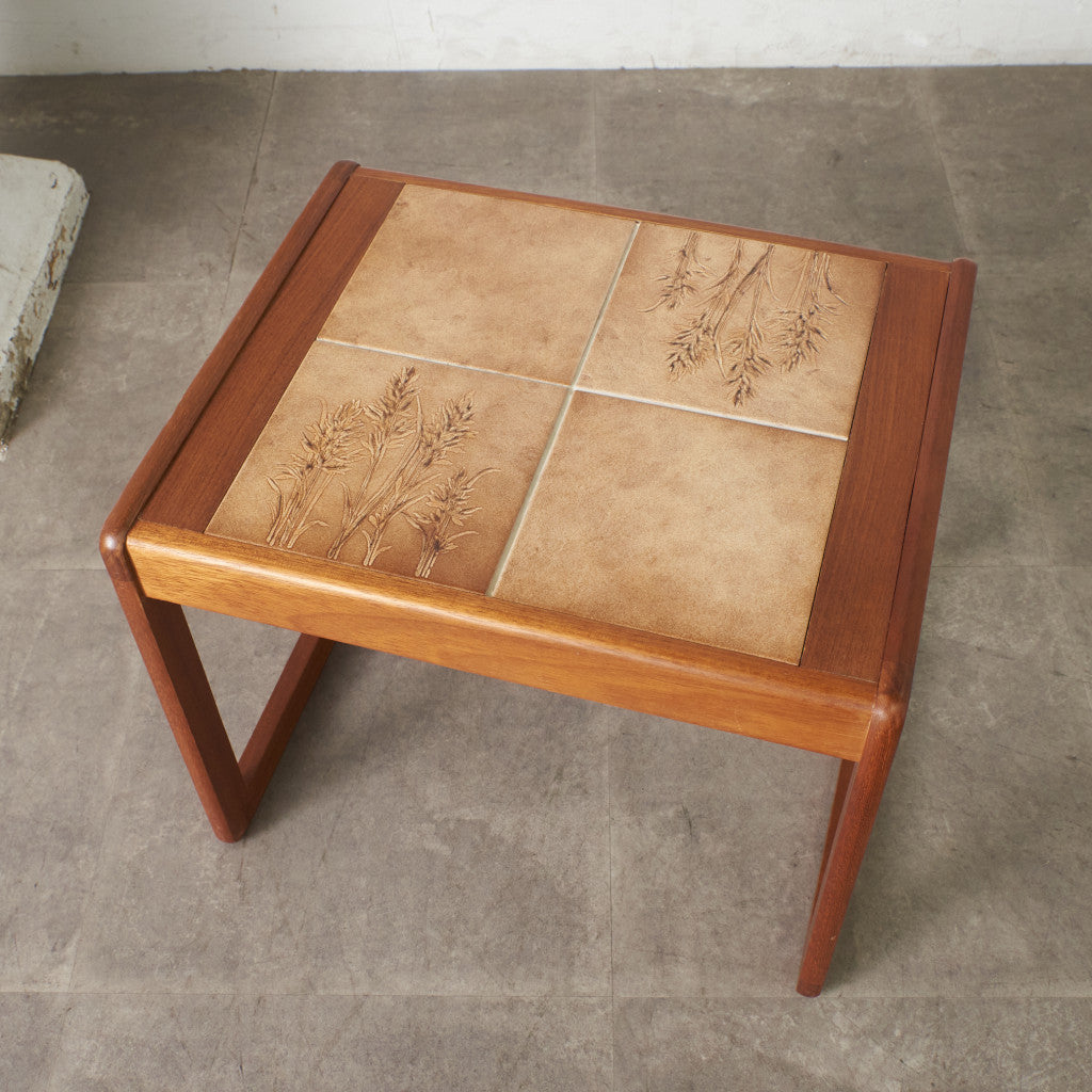 ヴィンテージ タイルトップ ローテーブル