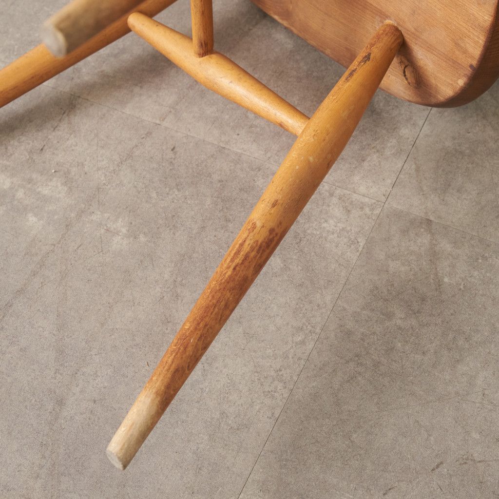 4本スポーク フープバックチェア