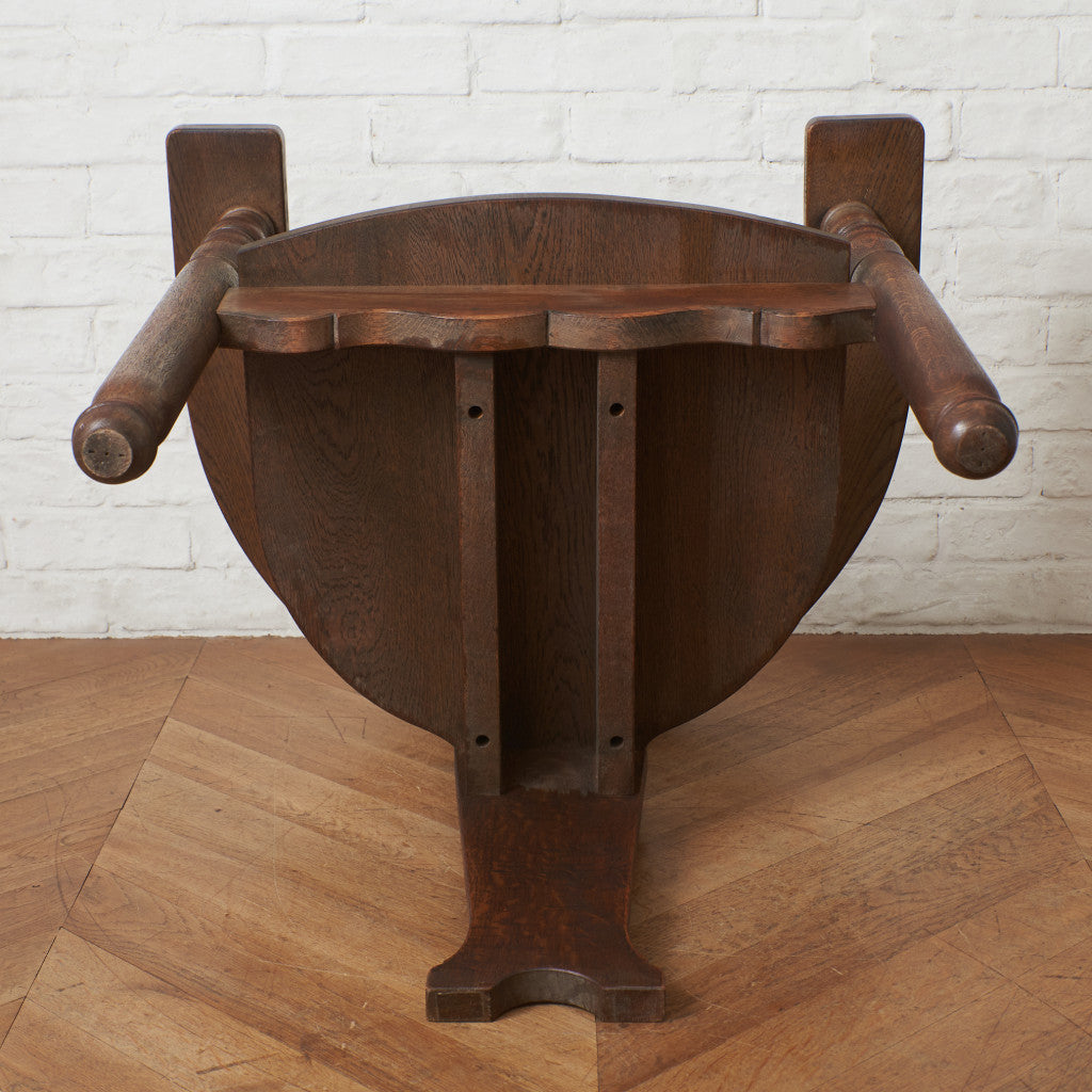 木彫刻 アームチェア