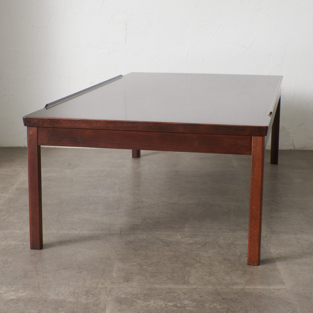 センターテーブル