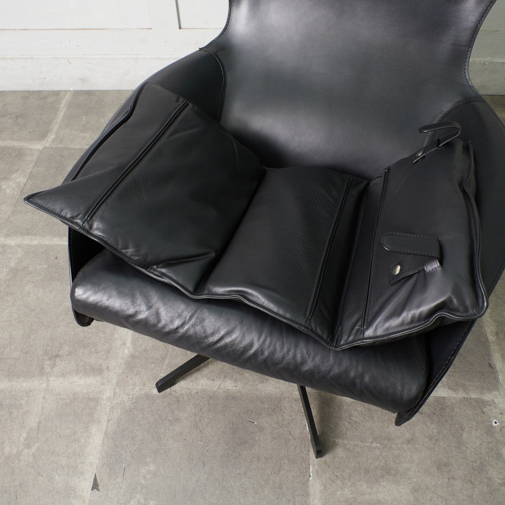 423 CAB ラウンジアームチェア