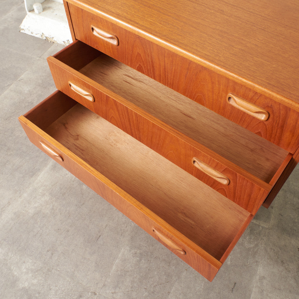 Fresco 3段チェスト/カスタム アイアンヘアピンレッグ