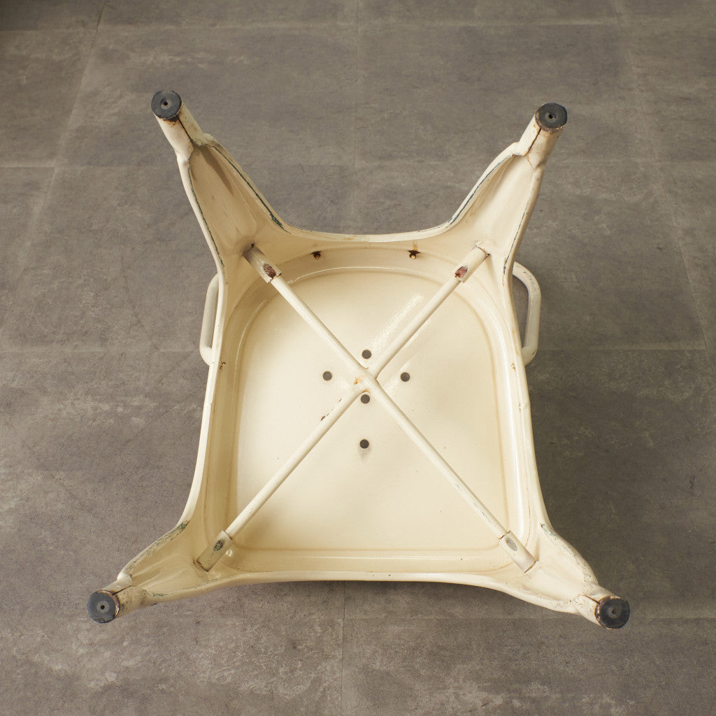 A-CHAIR