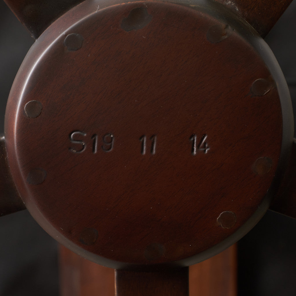 ウィングバック デスクチェア