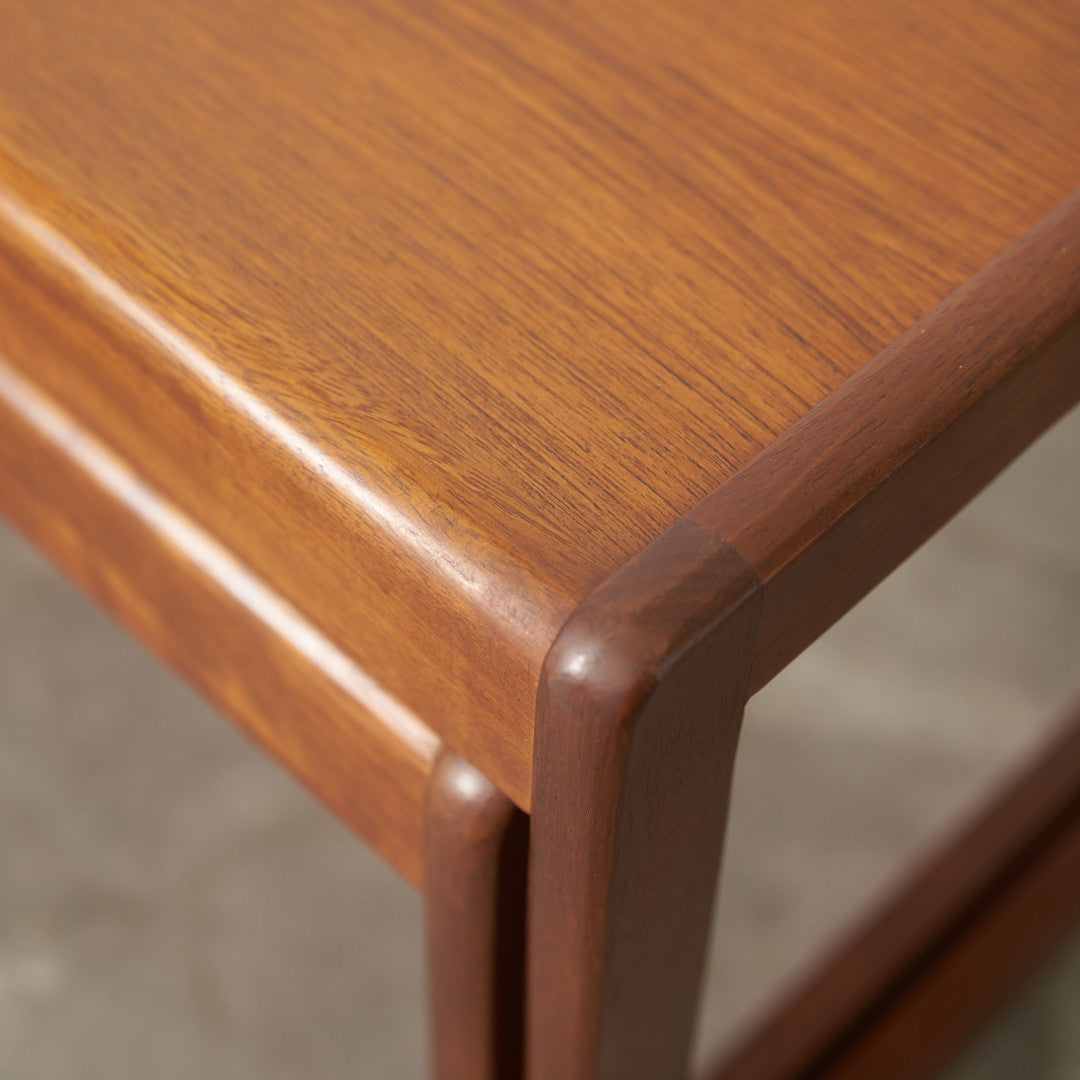 ヴィンテージ ネストコーヒーテーブル