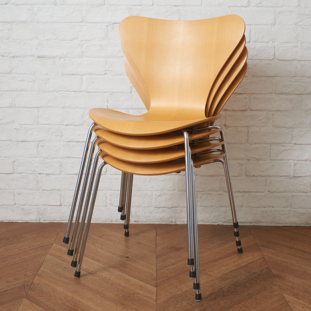 セブンチェア / ビーチ