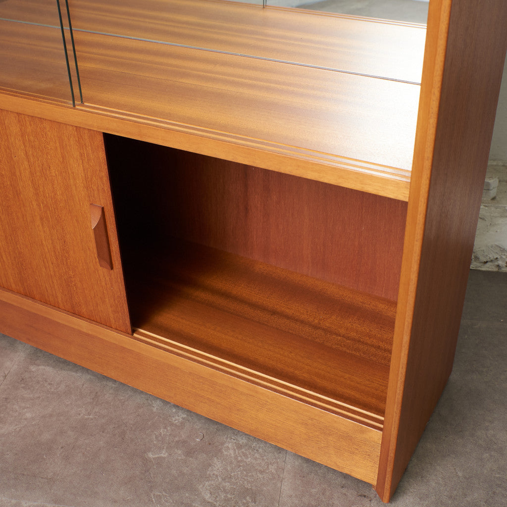 ヴィンテージ ガラスキャビネット