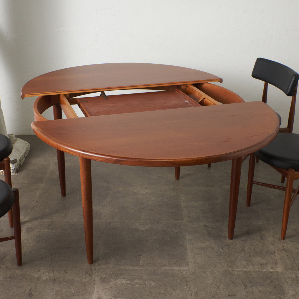 エクステンション ラウンドダイニングテーブル