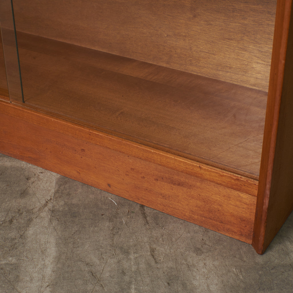 ヴィンテージ ガラスキャビネット