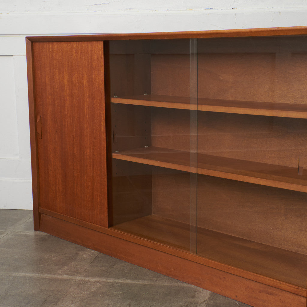 ヴィンテージ ガラスキャビネット