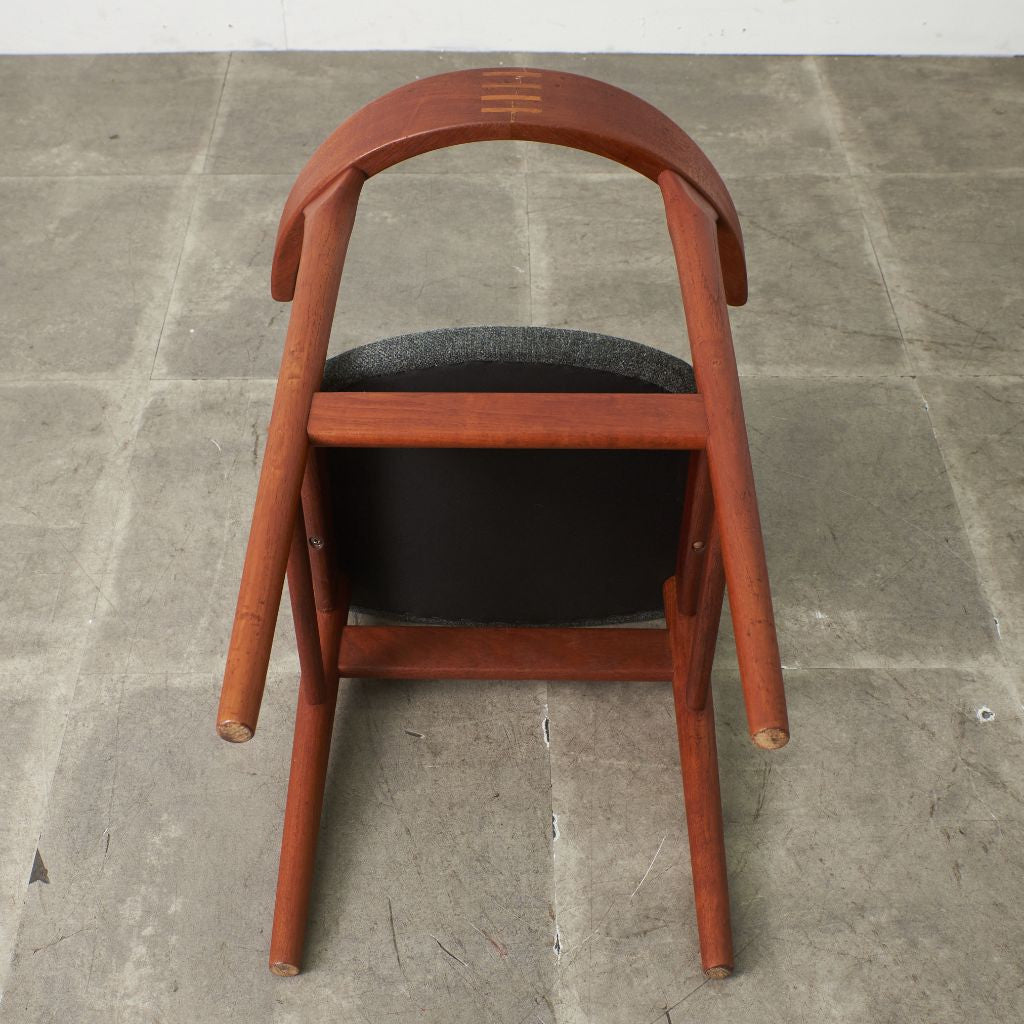 北欧スタイル ダイニングチェア / 張替済