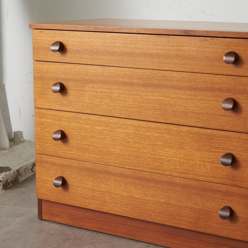 英国ヴィンテージ 4段チェスト