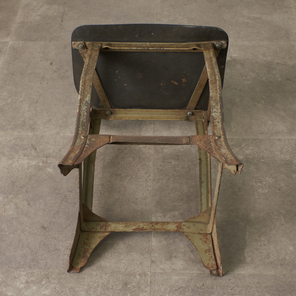 インダストリアルスタイル ハイチェア