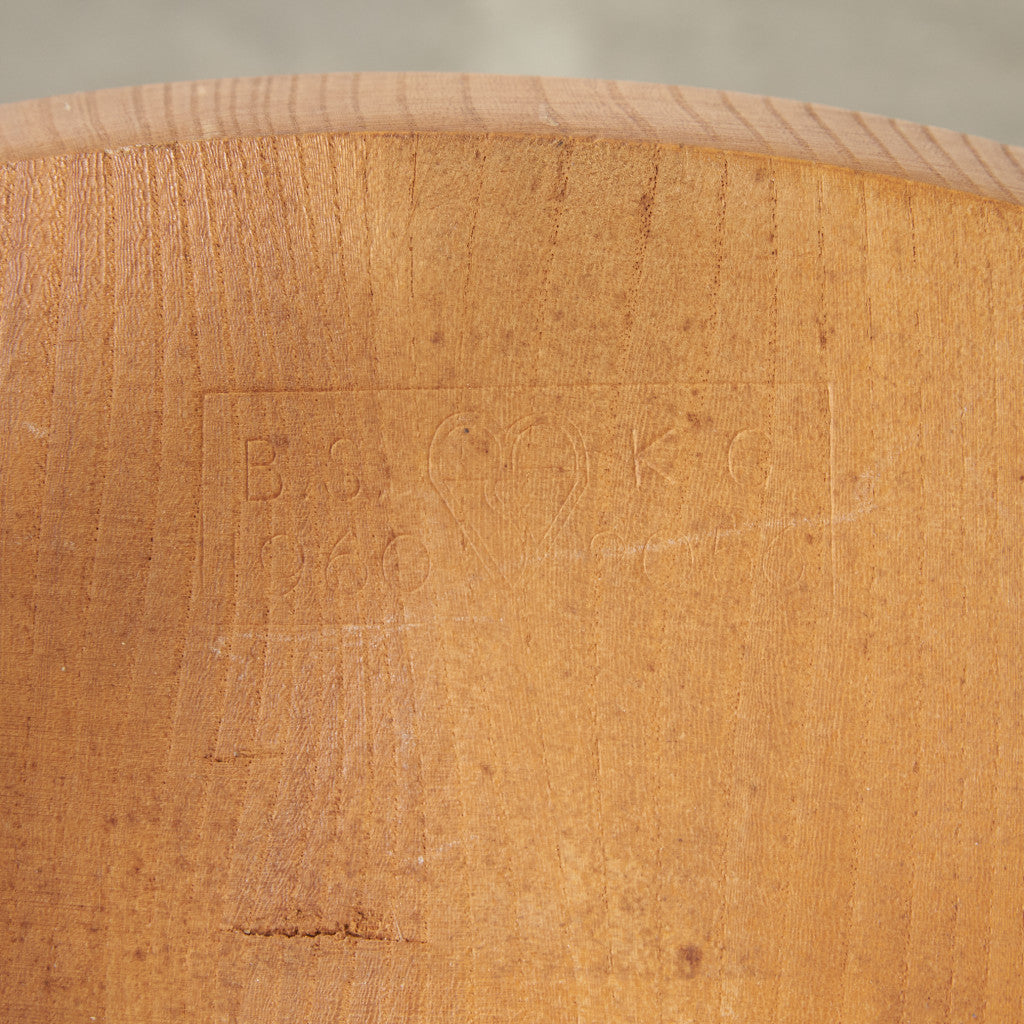 フープバックチェア