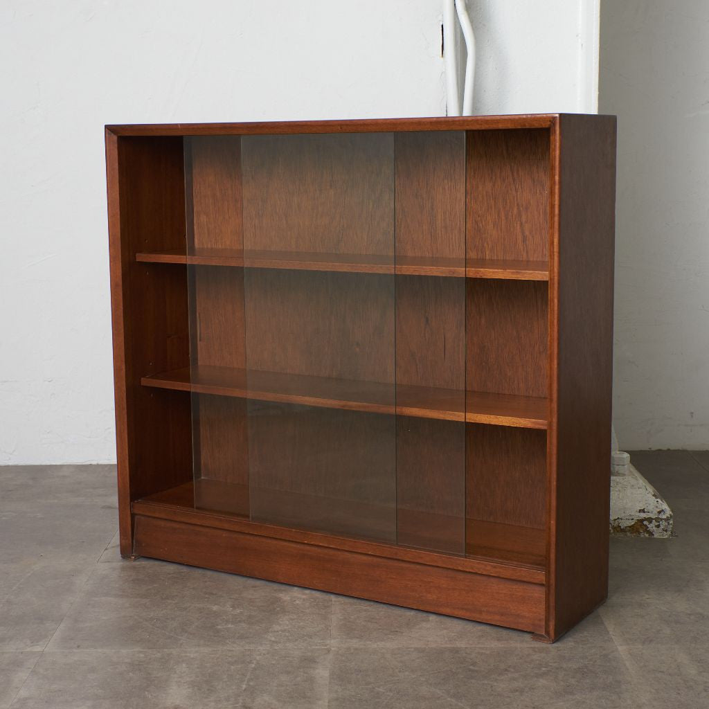 ヴィンテージ ガラスキャビネット