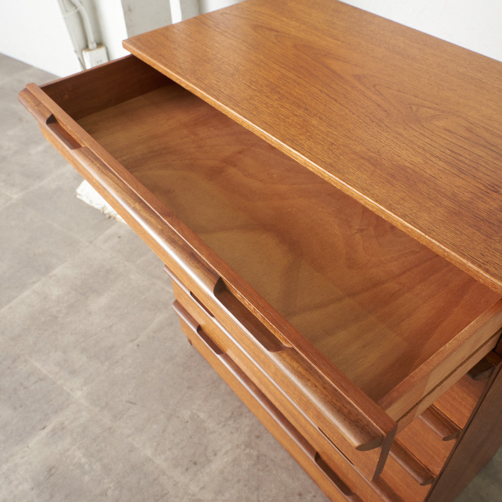 ヴィンテージ 6段 チェスト