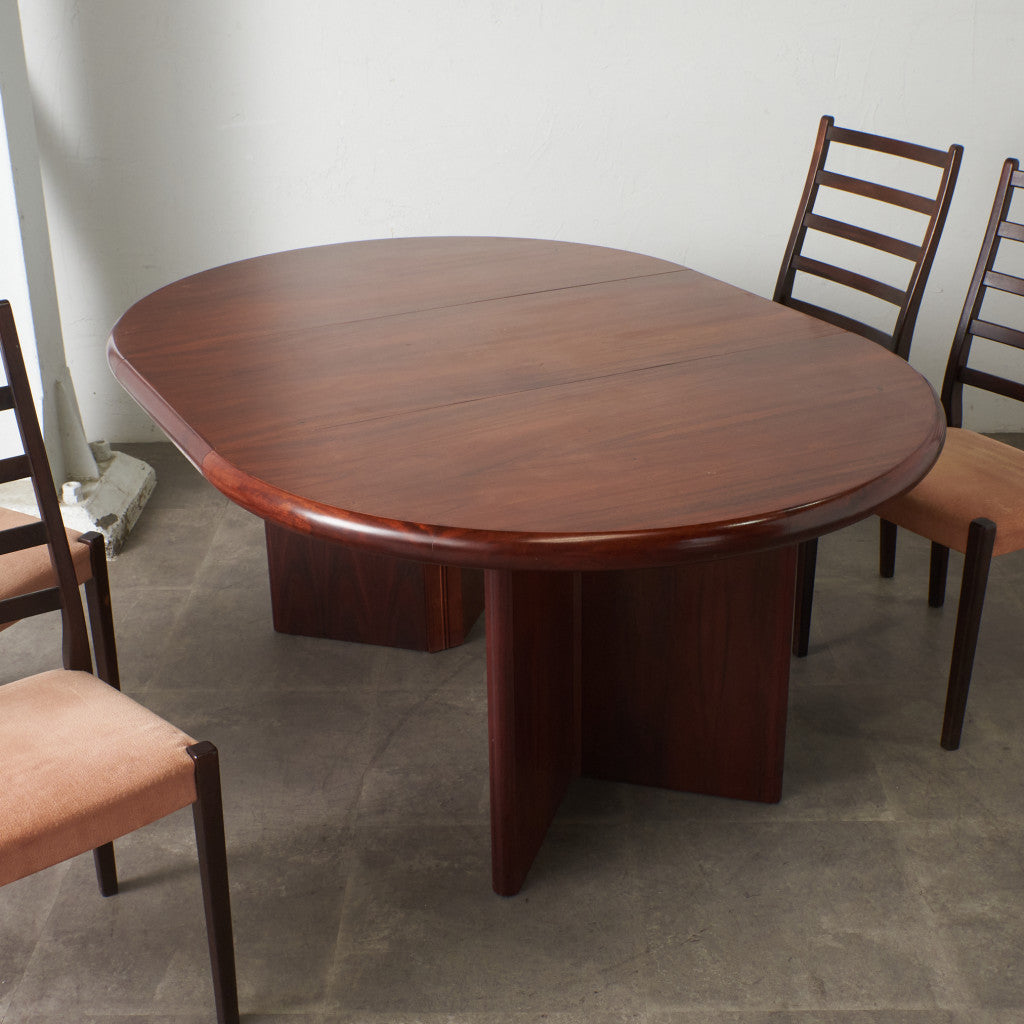 デンマークヴィンテージ ローズウッド材 ラウンドテーブル